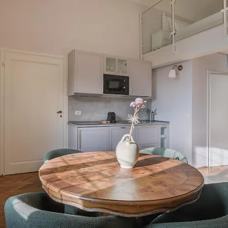 Palazzo Galli Tassi Collection - Loft 2 & Loft 3 شقة فلورنس